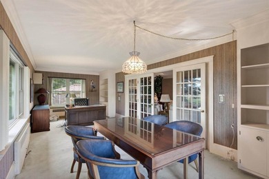 Step into a piece of timeless elegance with this extraordinary 4 - photo 15