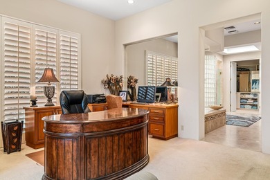 Sought-after custom built home with panoramic southern views - photo 33
