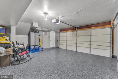 Welcome to this beautifully maintained end-unit townhome in the - photo 36