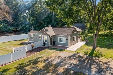 Welcome to 423 East Road! This updated 3 bedroom, 2 full bath - photo 38