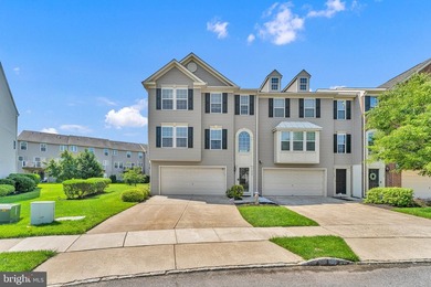 Welcome to this beautifully maintained end-unit townhome in the - photo 41