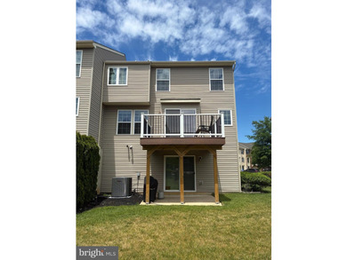 Welcome to this beautifully maintained end-unit townhome in the - photo 42