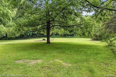 Welcome to 423 East Road! This updated 3 bedroom, 2 full bath - photo 45
