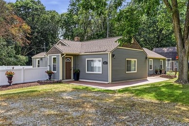 Welcome to 423 East Road! This updated 3 bedroom, 2 full bath - photo 48