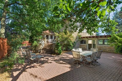 Step into a piece of timeless elegance with this extraordinary 4 - photo 49