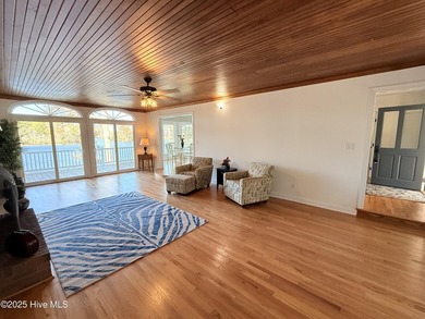 WOODED HIGH-ELEVATION TRENT RIVER HOME. This exceptional - photo 7