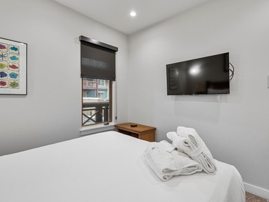 Located in the heart of Canyons Village at Sundial Lodge, this - photo 17