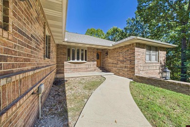 Bull Shoals Lake Home For Sale in Bull Shoals Arkansas