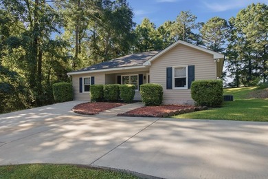 Quaint country living with this remodeled 4BR 2BA home sitting - photo 2