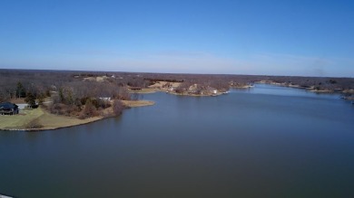 Macon Lake Lot For Sale in Macon Missouri