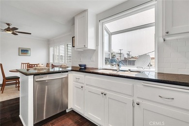 Welcome to this well-maintained 2-bedroom, 2.5-bathroom townhome - photo 12