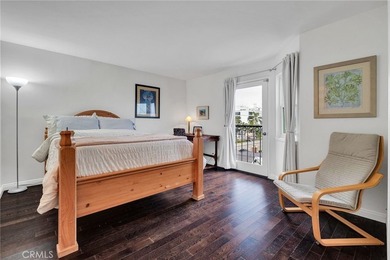 Welcome to this well-maintained 2-bedroom, 2.5-bathroom townhome - photo 16