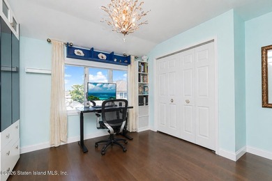 Welcome to 25 Peggy Lane! This beautifully updated 2-bedroom - photo 16