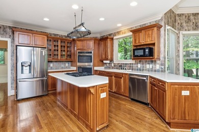 SELLER OFFERING $10,000 UPDATE ALLOWANCE. Welcome to 123 N. Lake - photo 20