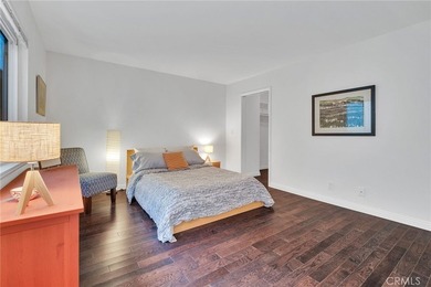 Welcome to this well-maintained 2-bedroom, 2.5-bathroom townhome - photo 21