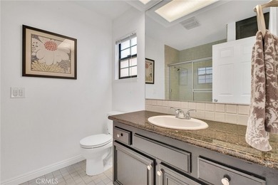Welcome to this well-maintained 2-bedroom, 2.5-bathroom townhome - photo 23