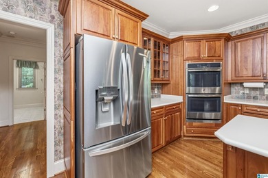 SELLER OFFERING $10,000 UPDATE ALLOWANCE. Welcome to 123 N. Lake - photo 25
