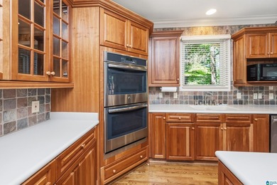 SELLER OFFERING $10,000 UPDATE ALLOWANCE. Welcome to 123 N. Lake - photo 26