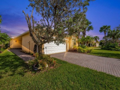 (private lake, pond, creek) Home For Sale in Port Saint Lucie Florida