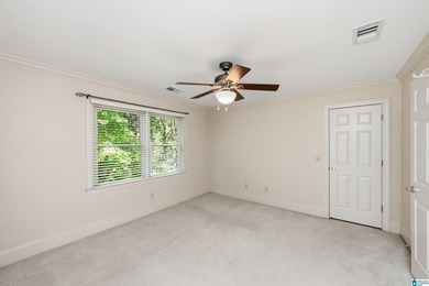 SELLER OFFERING $10,000 UPDATE ALLOWANCE. Welcome to 123 N. Lake - photo 54