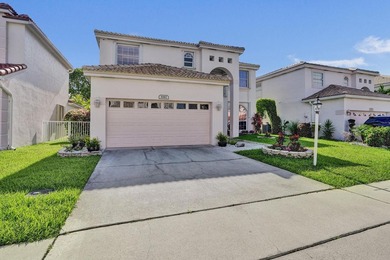 Gorgeous lakefront 4-bedroom, 2.5-bath, 2-car garage home in the - photo 2
