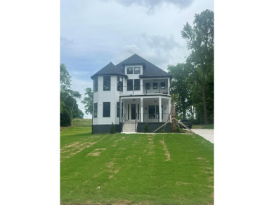 Lake Home For Sale in Greenwood, South Carolina