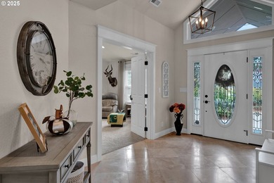 Exquisite Craftsmanship on a Quiet Cul-de-SacImpeccably - photo 8