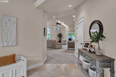 Exquisite Craftsmanship on a Quiet Cul-de-SacImpeccably - photo 9
