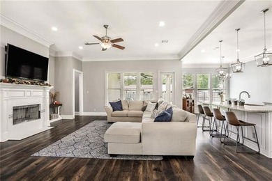 Don't miss this well-maintained beauty in flood zone X by - photo 6