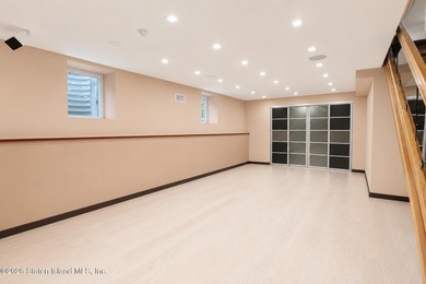 Welcome to this custom estate in the heart of Sheepshead Bay - photo 42