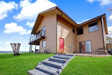Waterfront retreat in the desirable Westwood subdivision on Lake - photo 43