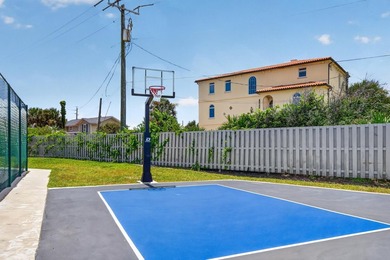 Rarely available 1st floor 3 bedroom, 2 bathroom condo with - photo 31