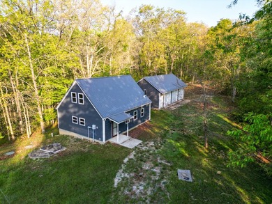 Welcome to your private hilltop estate in Lawrence County; an - photo 4