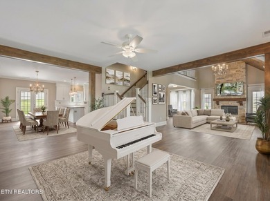 Motivated sellers welcome you to this beautiful lake view home - photo 3