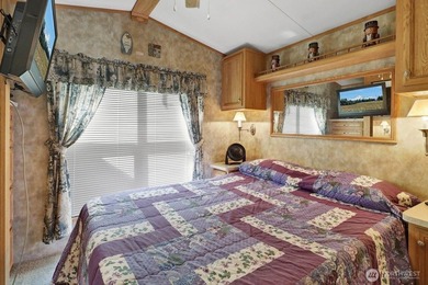 Come enjoy the vibrant coastal community of Birch Bay! This 2008 - photo 16