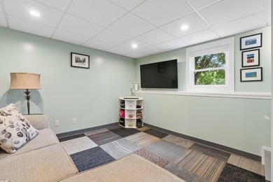30 Melissa Drive is a fantastic opportunity to own a - photo 22