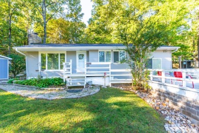 Vagabond Lake Home For Sale in Ozark Acres Arkansas