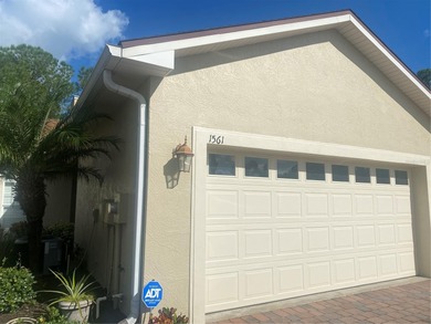 YOU'LL  LOVE THIS MAINTENANCE FREE LIFESTYLE IN DESIREABLE - photo 3