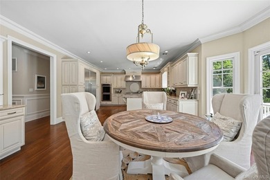 One of the most exceptional spots in Laurel Hollow, this 5 - photo 15