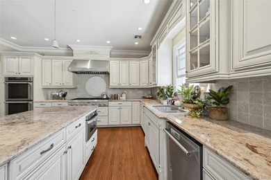 One of the most exceptional spots in Laurel Hollow, this 5 - photo 17