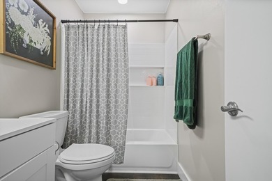 *Eligible for a VA assumption with a 5.25% rate* Move-in ready - photo 19