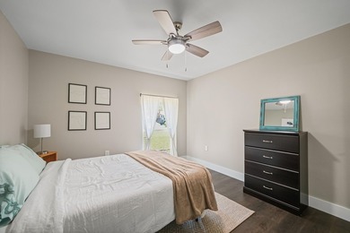 *Eligible for a VA assumption with a 5.25% rate* Move-in ready - photo 21