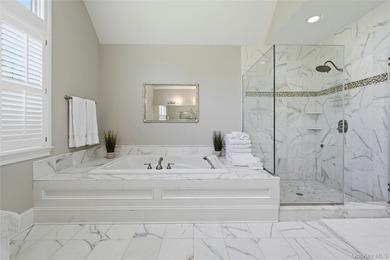 One of the most exceptional spots in Laurel Hollow, this 5 - photo 34