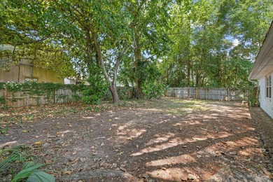 *Eligible for a VA assumption with a 5.25% rate* Move-in ready - photo 36