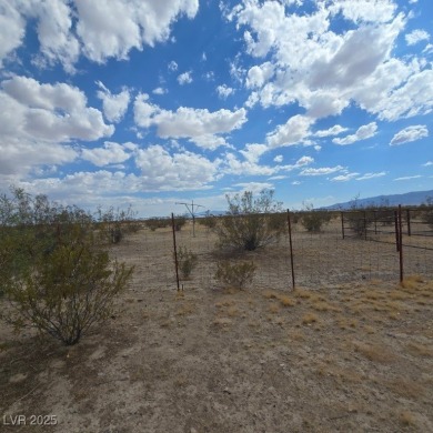 PRIVATE RANCH! Nearly 5 ACRES! GATED! Approx. 45 min. away from