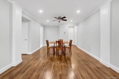 Woodlawn: MOTIVATED SELLER!! Large 1 bedroom totally renovated - photo 9