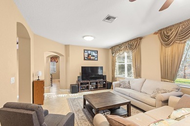 Beautiful 3 bedroom 3 bathroom 3 Car Garage home which is Easily - photo 11