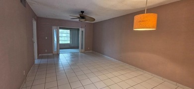 Beautifully updated 2 bedroom 2 bath corner unit In the - photo 12