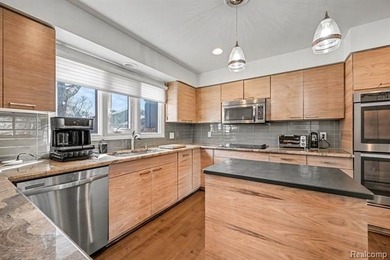 Welcome to this beautifully updated detached brick ranch condo - photo 13