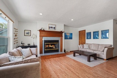 Enjoy lakefront living on beautiful South Scott Lake! This - photo 6
